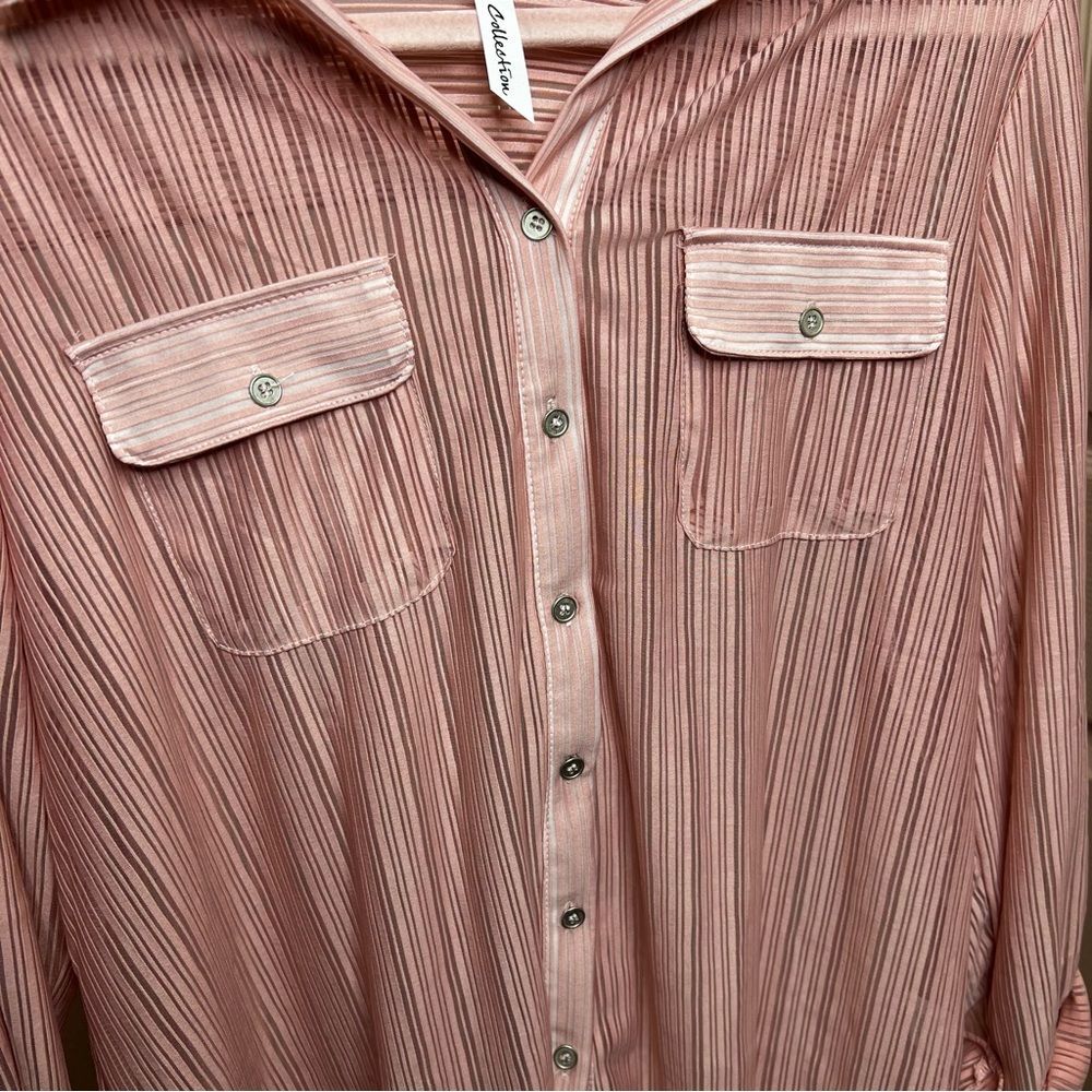 NY Collection Button Down - Picture 14 of 15